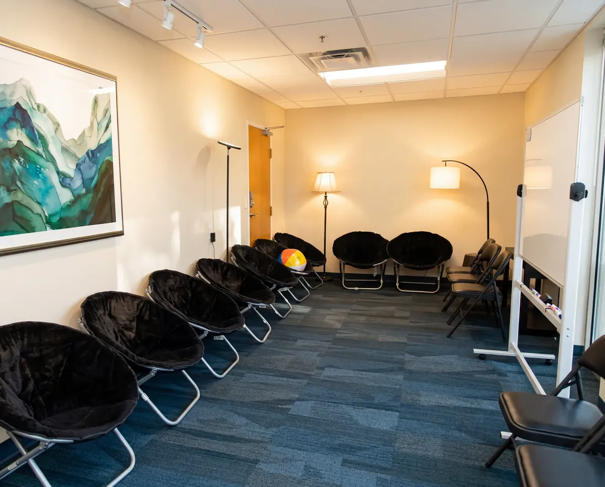 A comfortable treatment room at Hopewell Health Solutions, Glastonbury CT